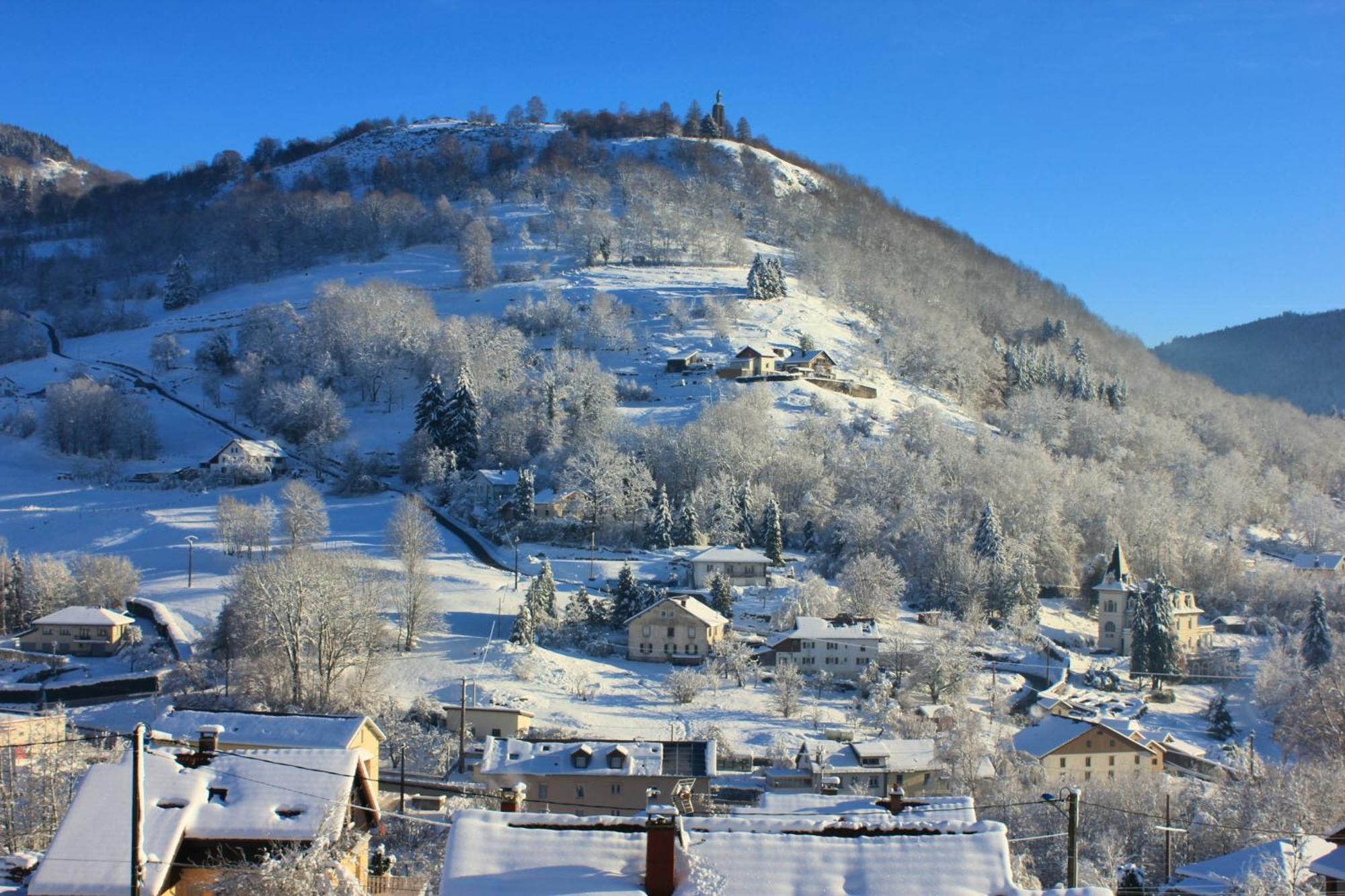 Appartement Cosy A Cornimont 30 M² Avec Terrasse Et Vue Montagne Exterior foto